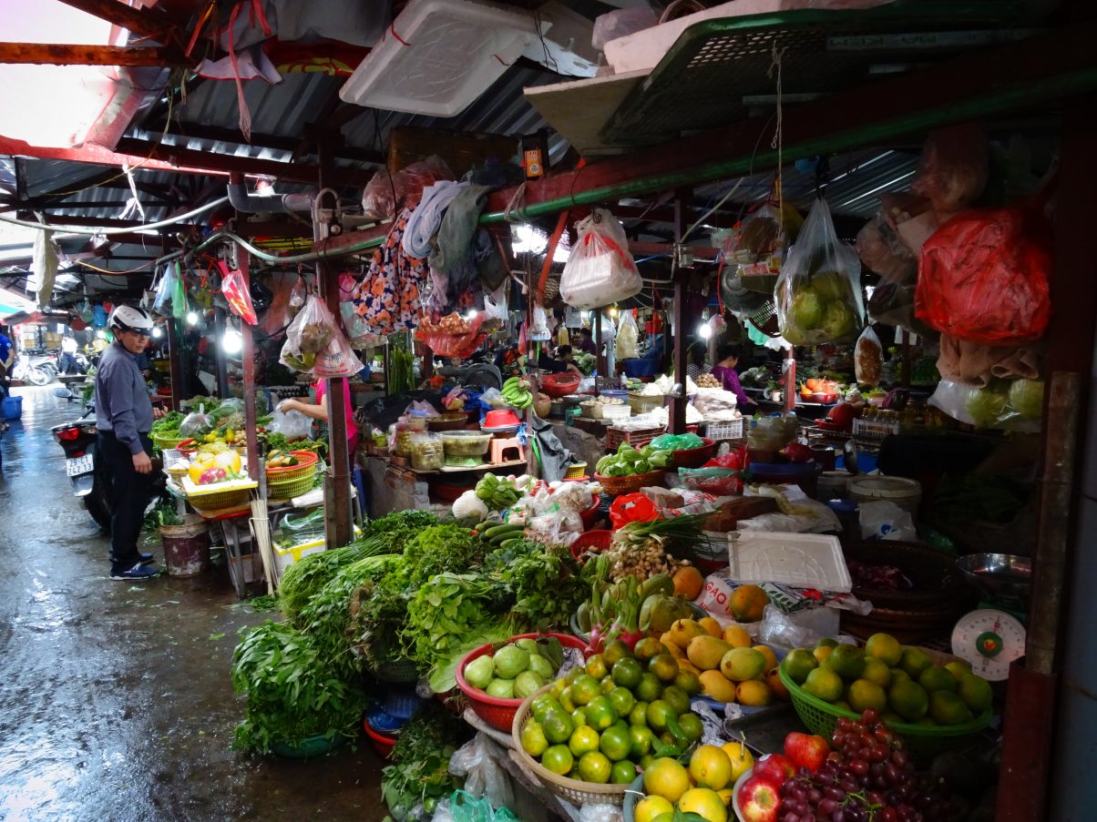 Long Bien fruit and vegetable market, Hanoi, Vietnam