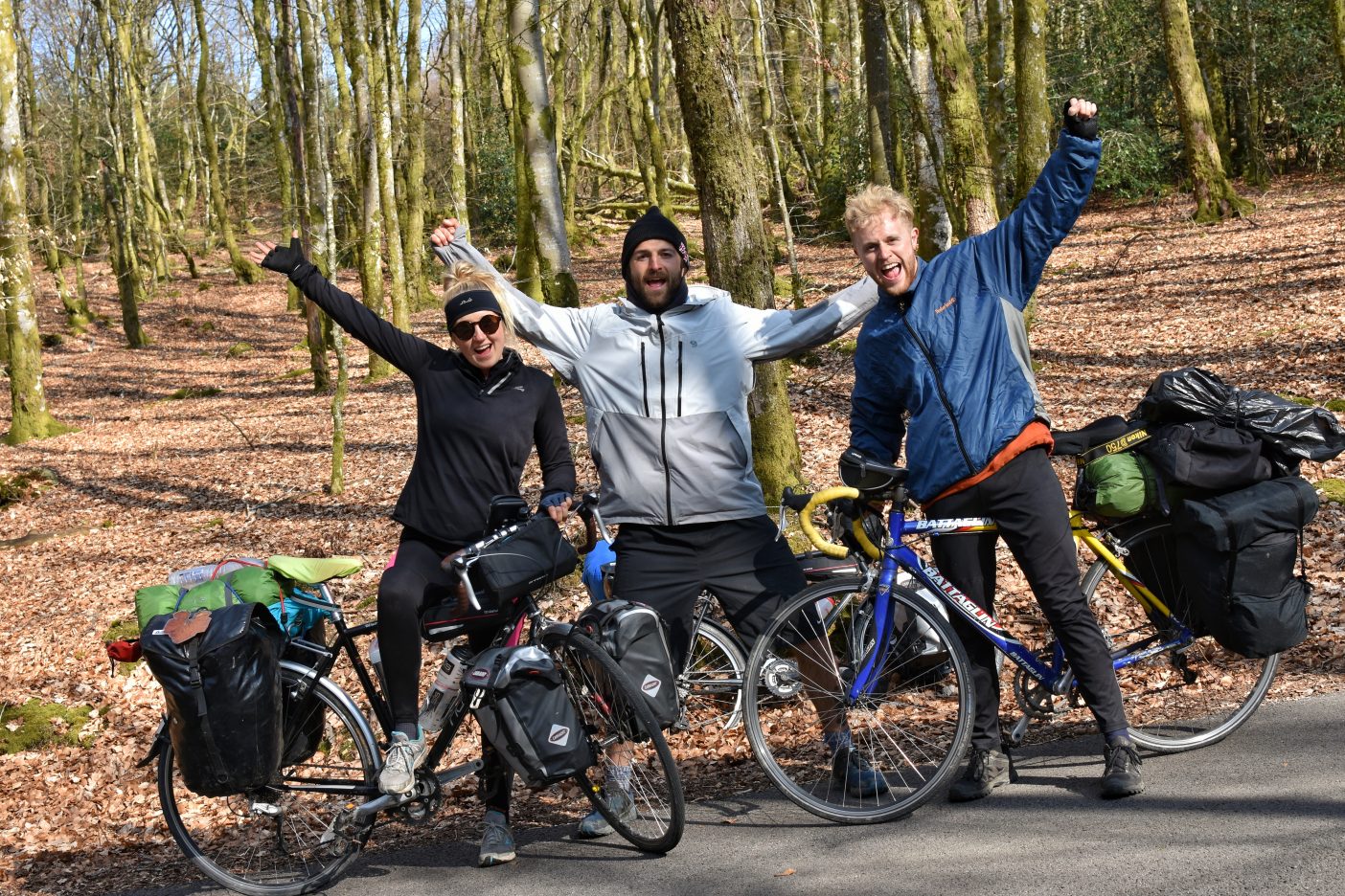 Three cycle tourers 