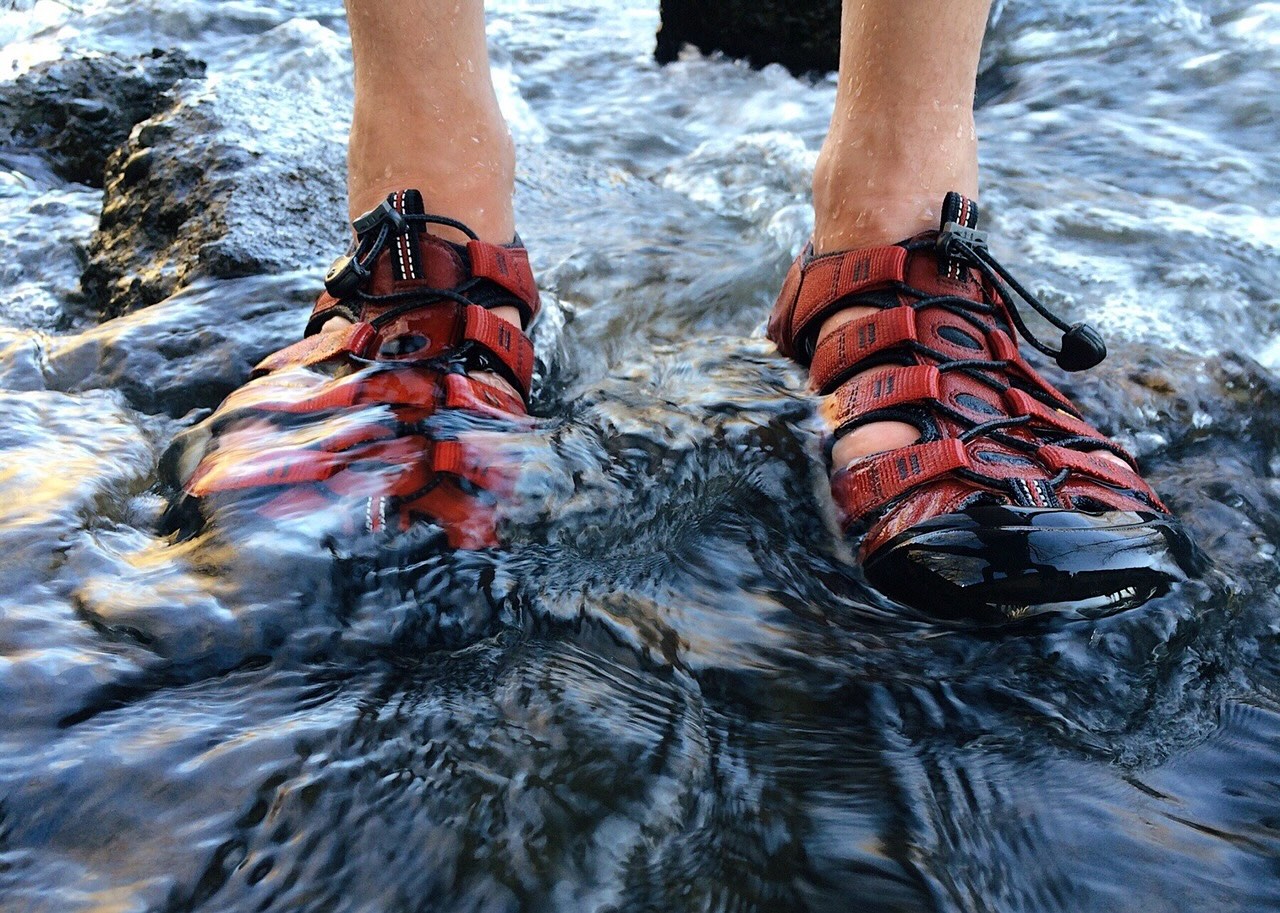 Best Men's Hiking Sandals 2025 15 water hiking sandals